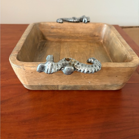 Tommy Bahama Wooden Tray Seahorse Handles Coastal Beach Decor Wood Serving Tray - Picture 9 of 9